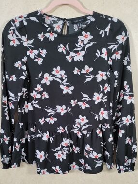 J143 New Look Black, White & Red Blossom Print Ruffle Hem Blouse 0